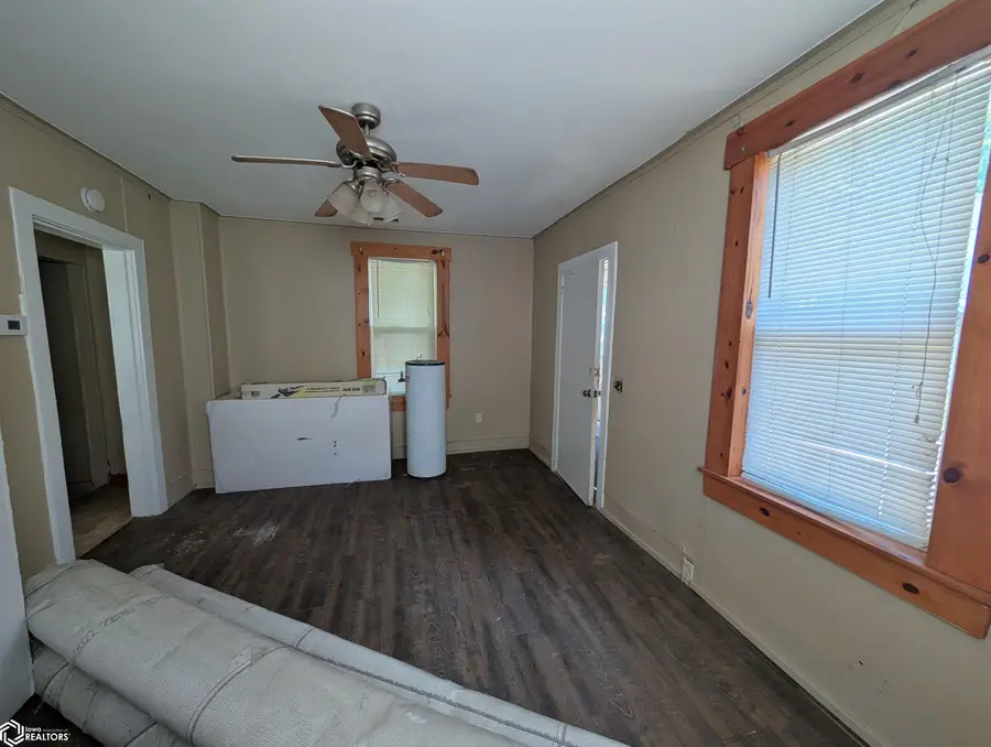1317 Griswold Street, Burlington, IA 52601 - #3