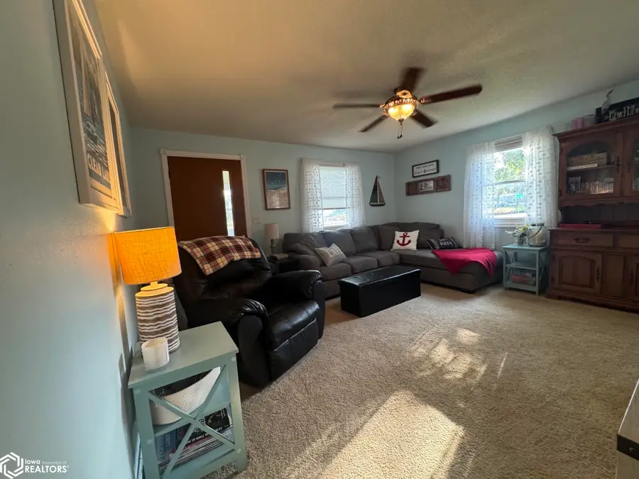 200 15th Avenue S, Clear Lake, IA 50428 - #2
