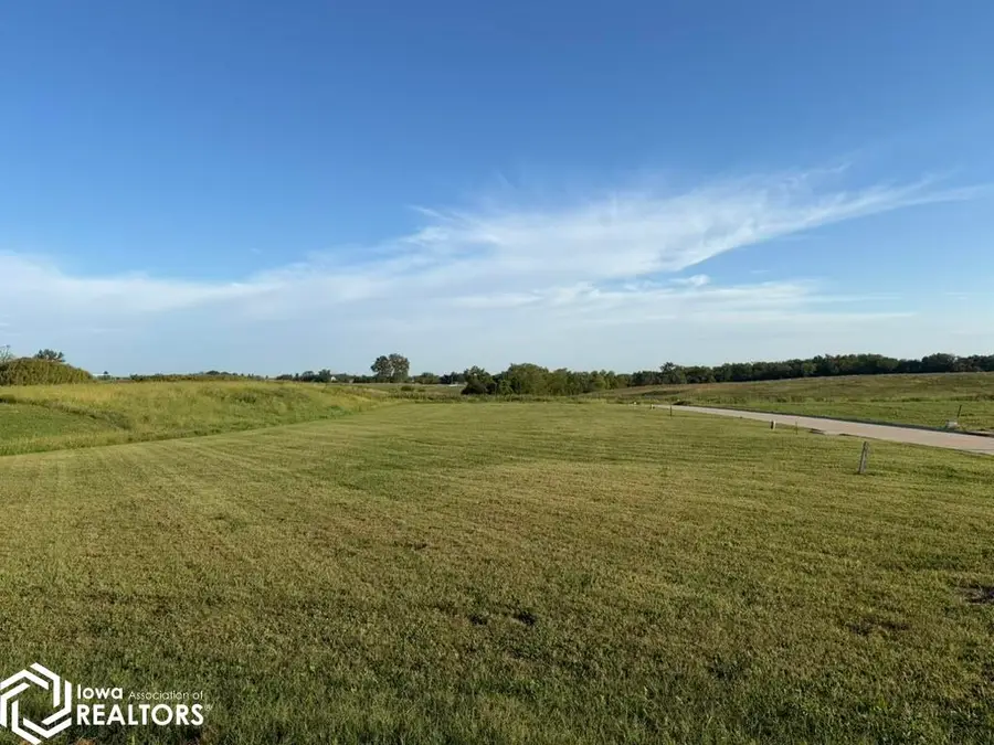 1225 N 18th Street, Chariton, IA 50049 - #3