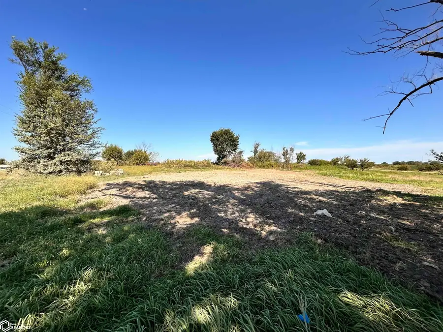 16042 Iowa Missouri Street, Bloomfield, IA 52537 - #2