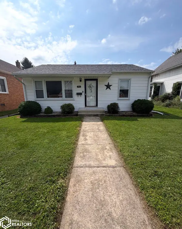 721 Harrison Avenue, Burlington, IA 52601