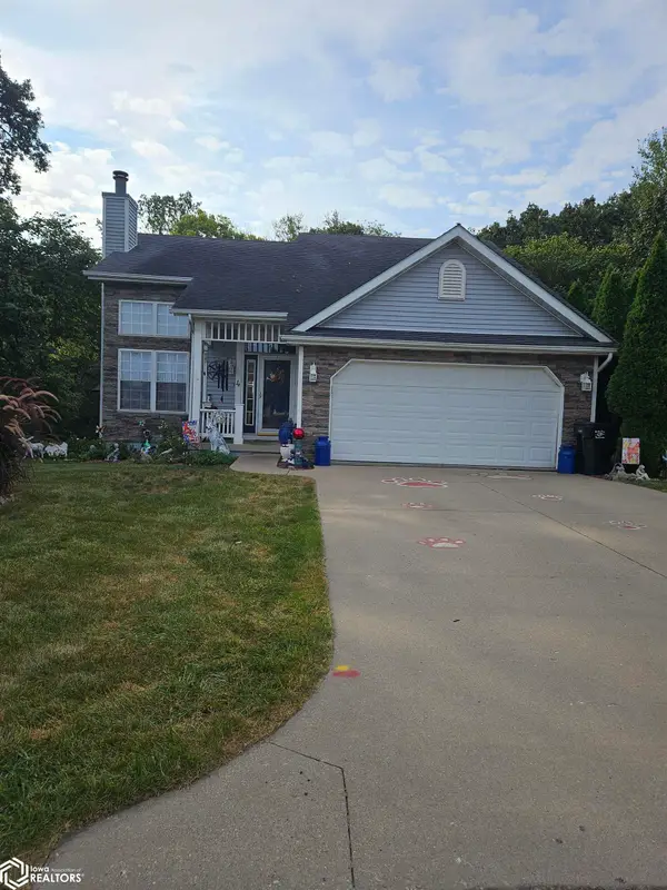 4 Cambridge Court, Ottumwa, IA 52501