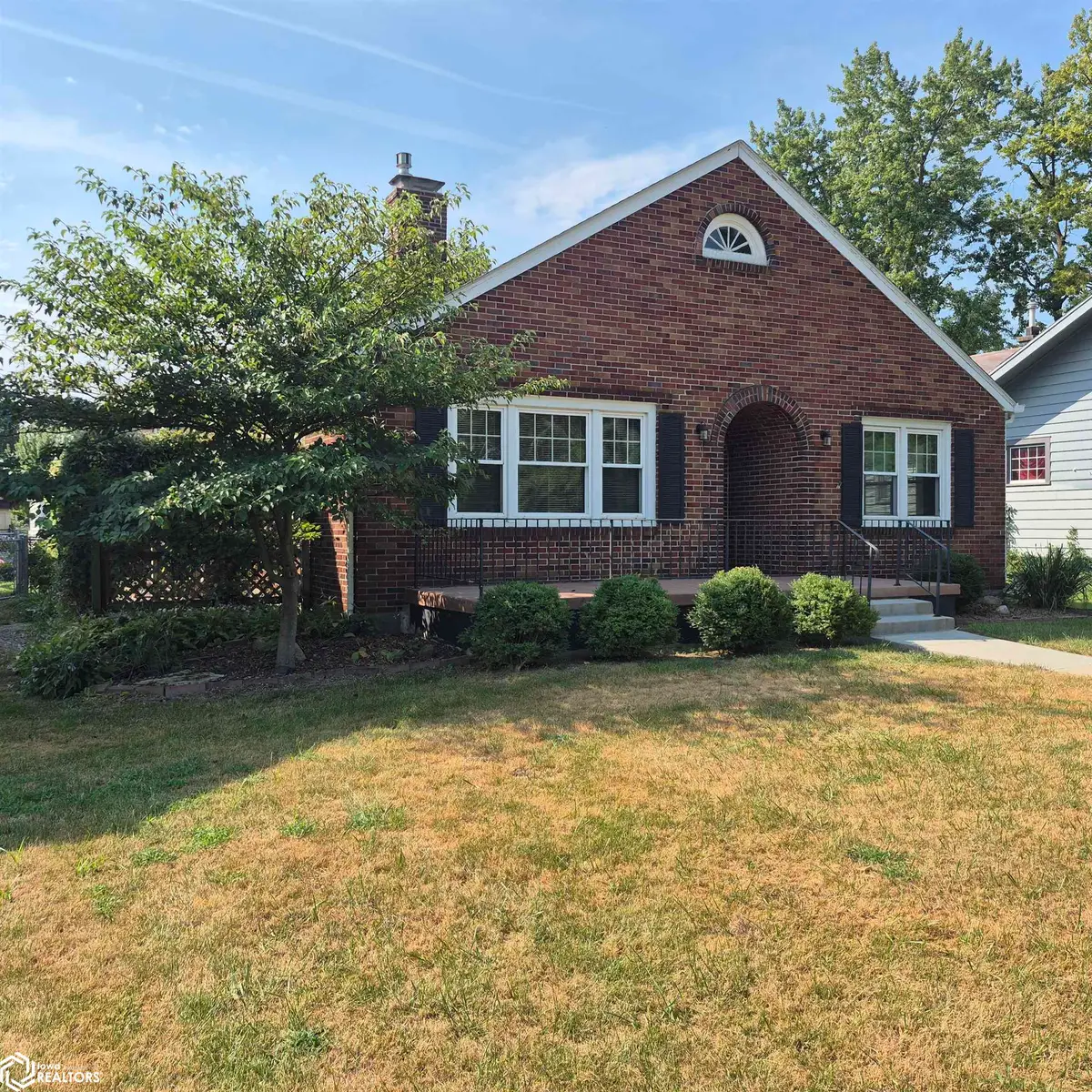 130 E Alta Vista, Ottumwa, IA 52501 - #1