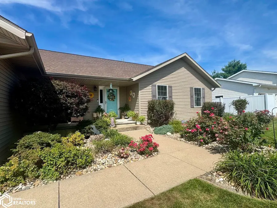 1708 Sioux Street, Burlington, IA 52601 - #2