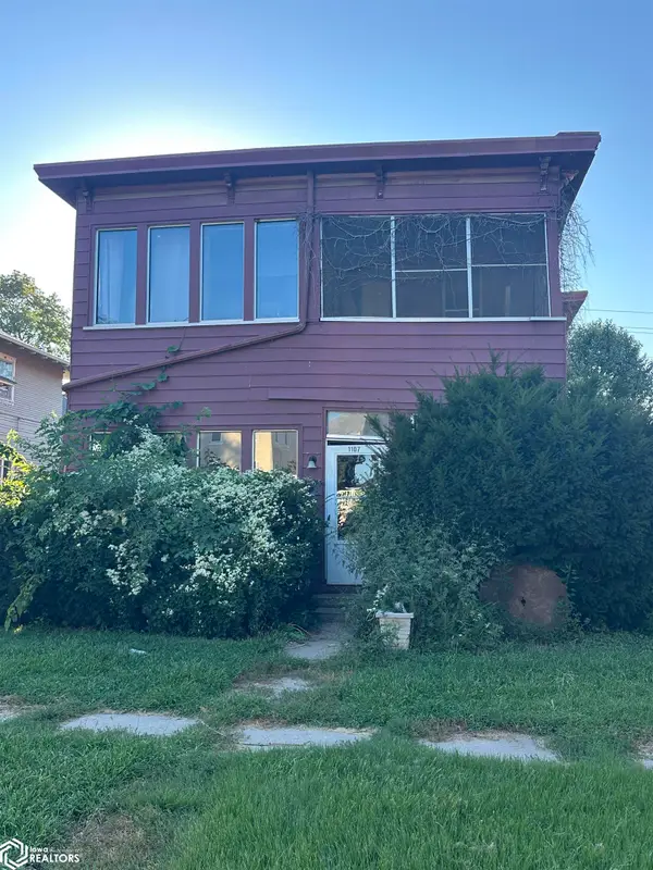 1107 N 7th Street, Burlington, IA 52601