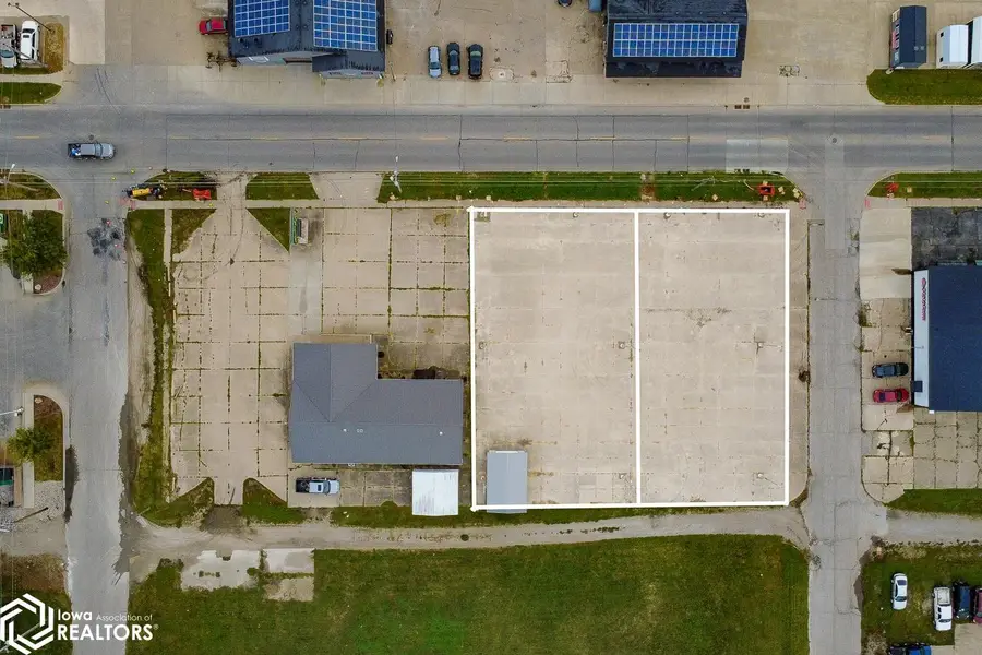 602 & 608 Richmond Avenue, Ottumwa, IA 52501 - #2