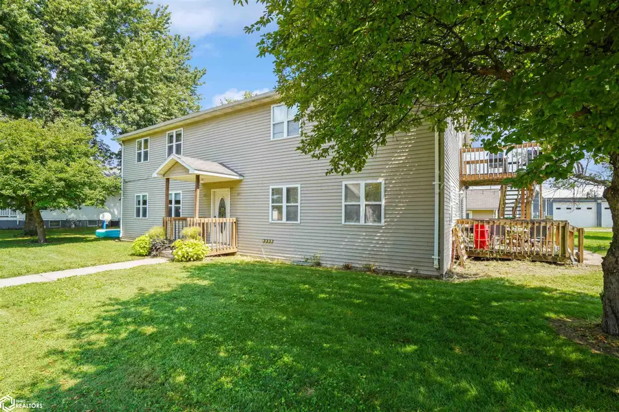209 S Mary Street, Stronghurst, IL 61480 - #3