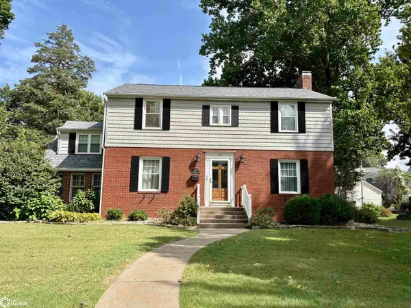 810 White Street, Burlington, IA 52601