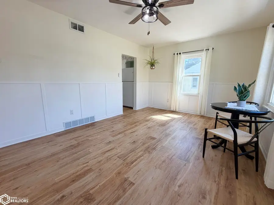 606 W 14th Street N, Newton, IA 50208 - #3