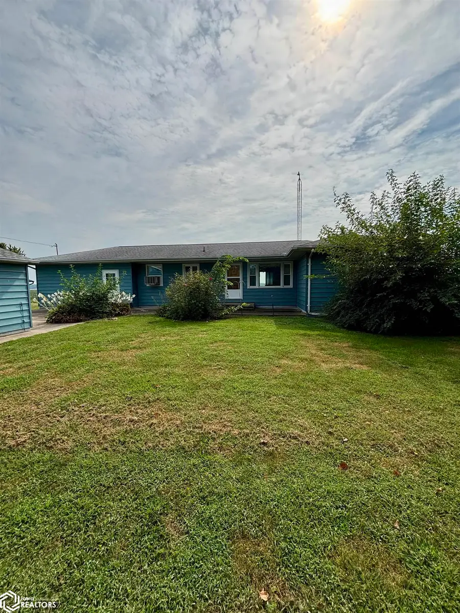 2744 255th Avenue, Montrose, IA 52639 - #2