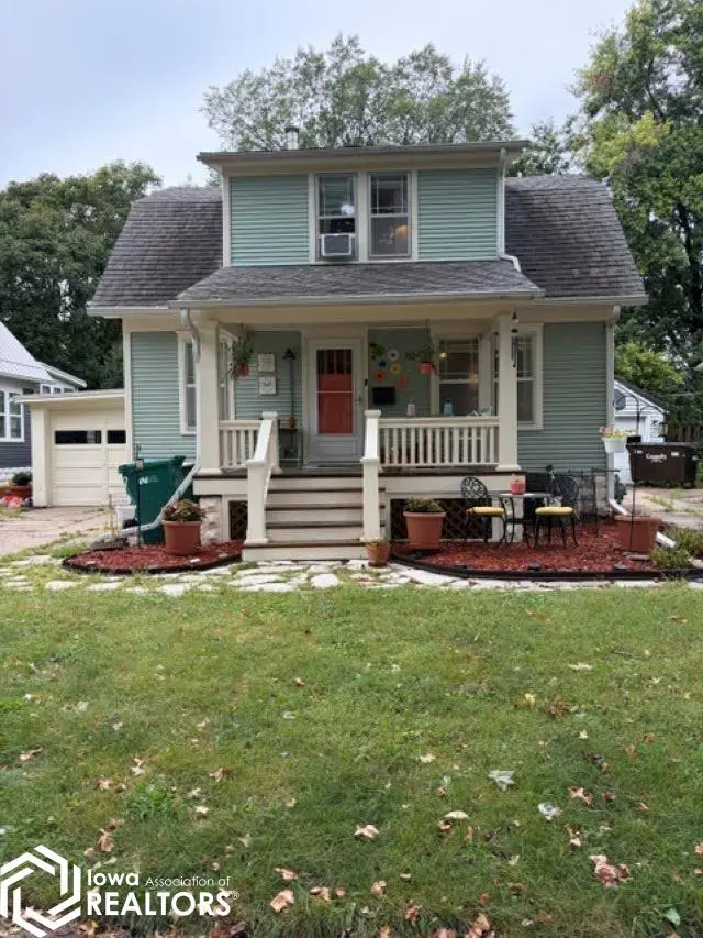 1104 S 2nd Street, Fairfield, IA 52556 - #2