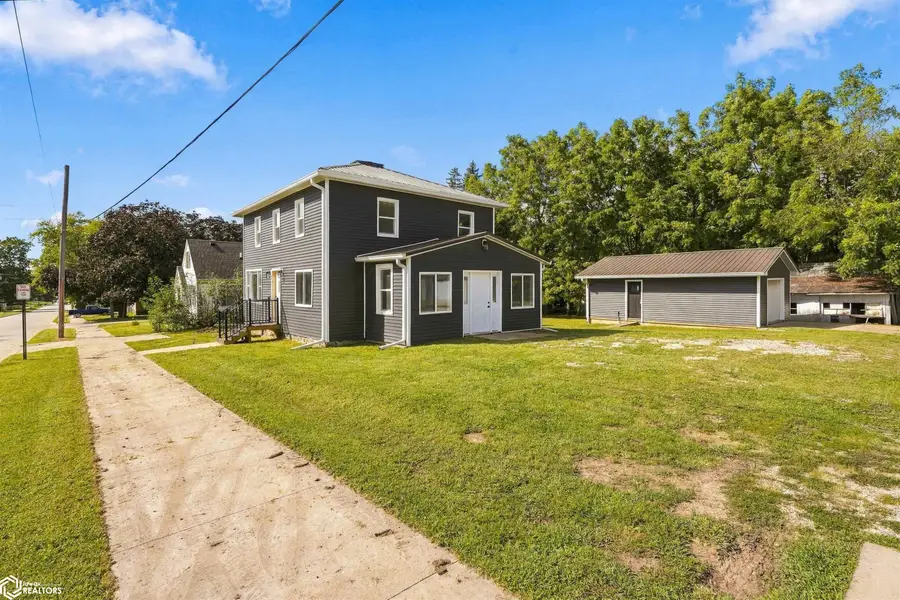 305 W Henry Street, Mount Pleasant, IA 52641 - #2