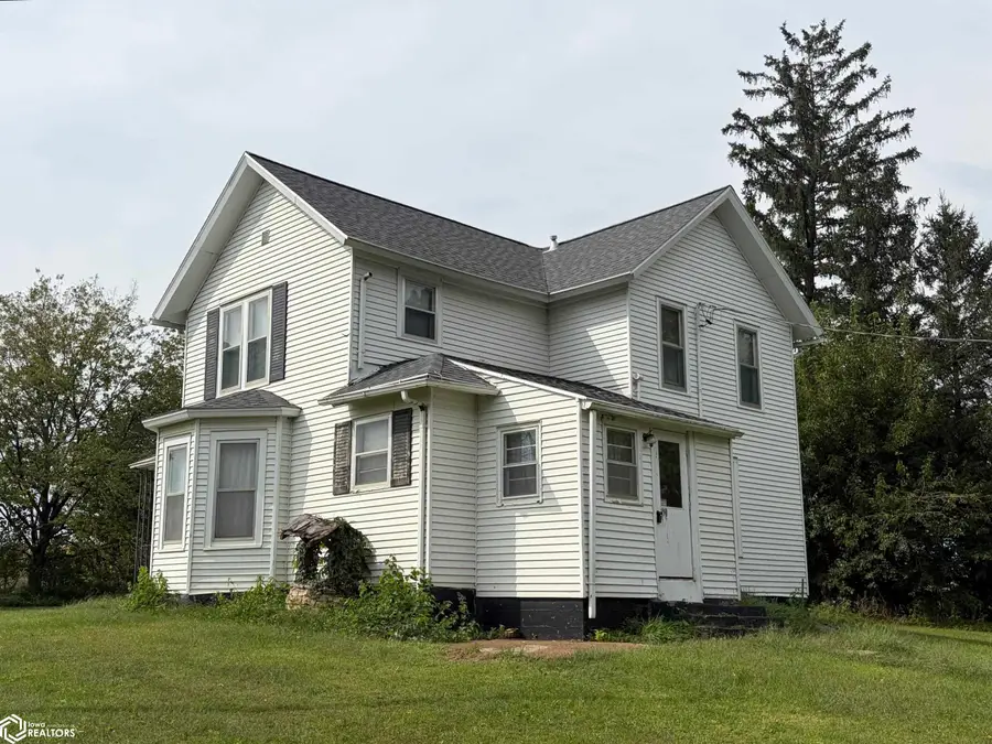 1962 Zeller Avenue, Marshalltown, IA 50158 - #3