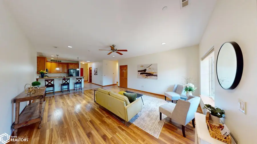805 3rd Ave S #Unit D, Clear Lake, IA 50428 - #2