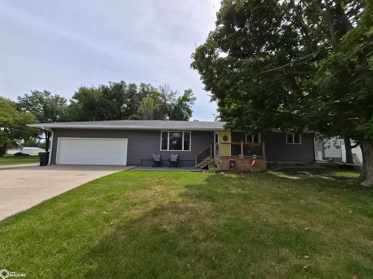 504 E Walnut Street, New Sharon, IA 50207 - #1
