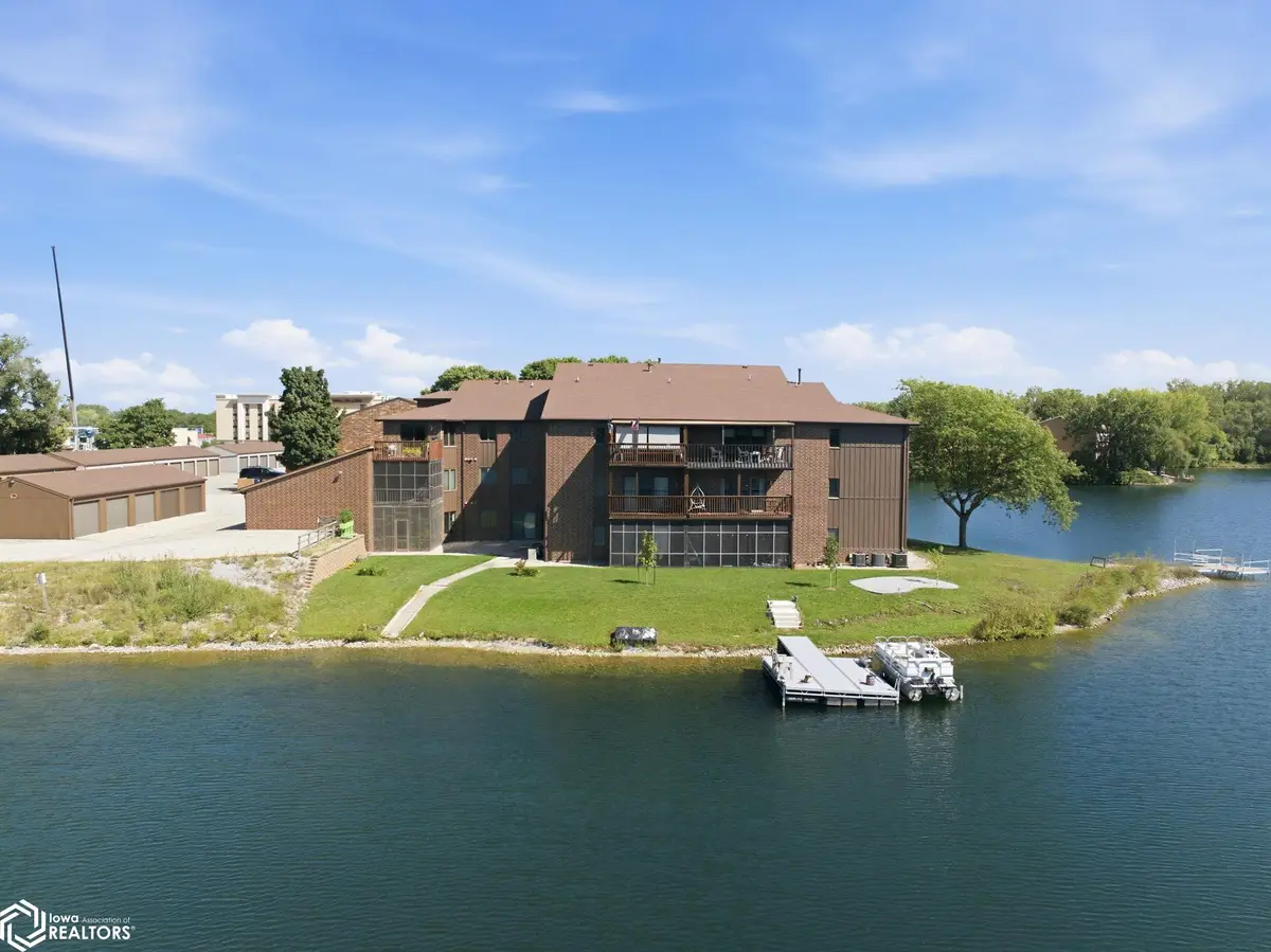 630 Briarstone Drive #6, Mason City, IA 50401 - #1