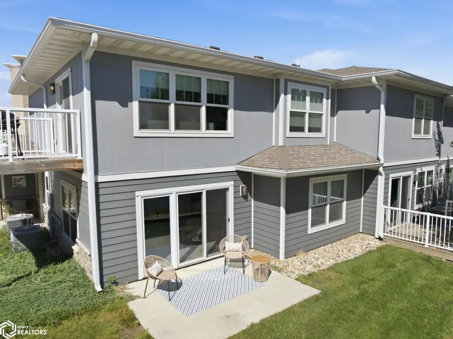 635 Briarstone Dr #10 #10, Mason City, IA 50401 - #3