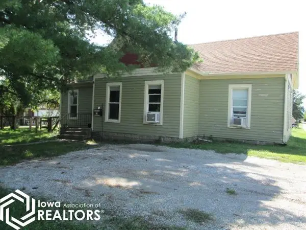 217 S 12th Street, Chariton, IA 50049