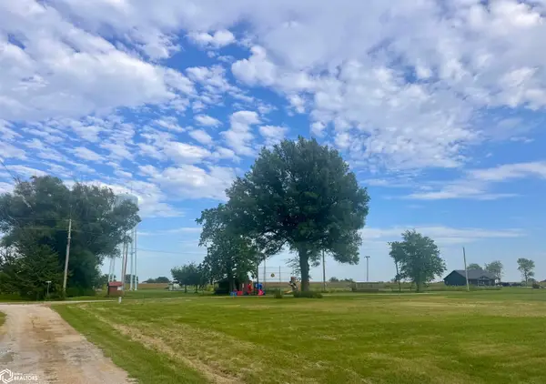 304 E 1st Street, Tingley, IA 50863
