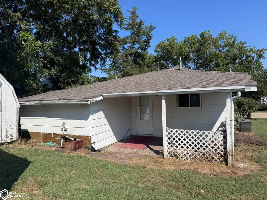 704 S 20th Street, Centerville, IA 52544 - #2