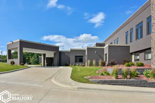 110 Rocksylvania Ave, Unit 103 #103, Iowa Falls, IA 50126