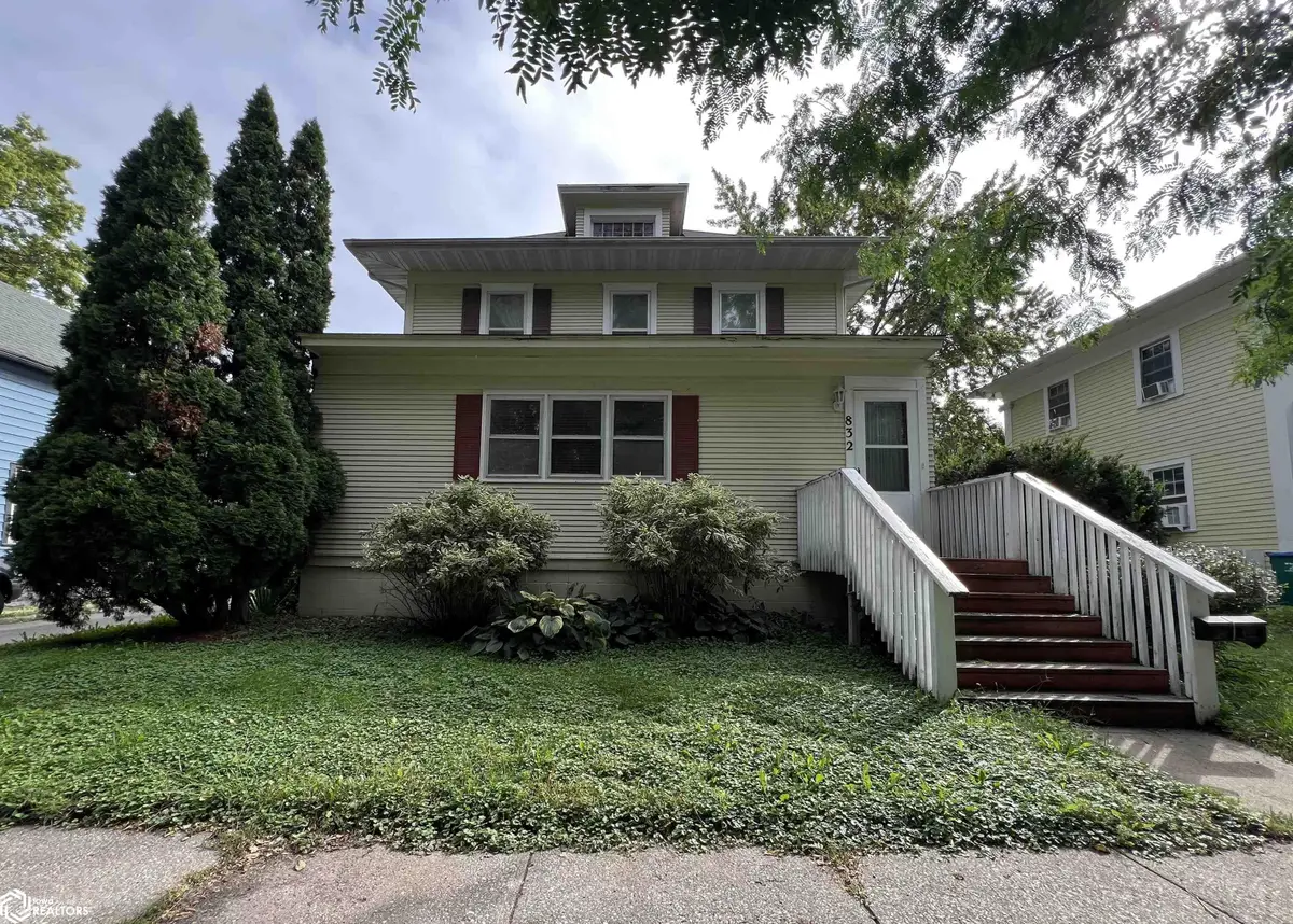 832 Water Street, Webster City, IA 50595 - #1