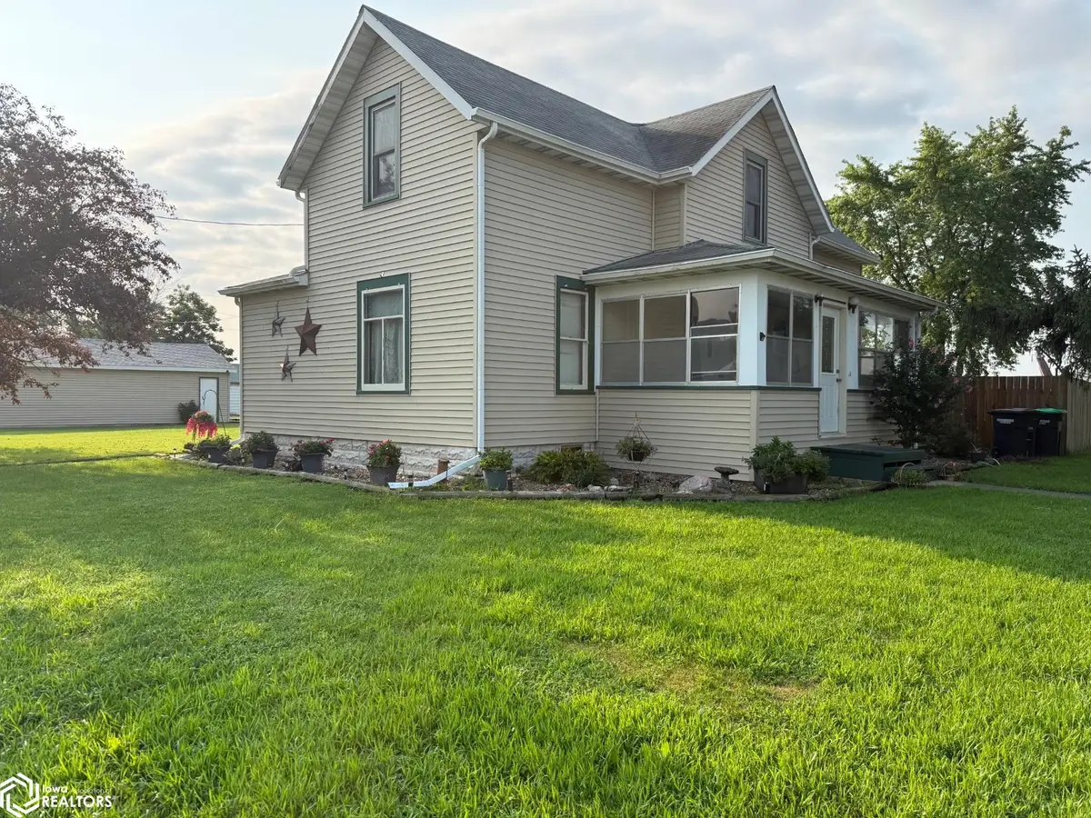 103 S Oak St., Donnellson, IA 52625 - #1