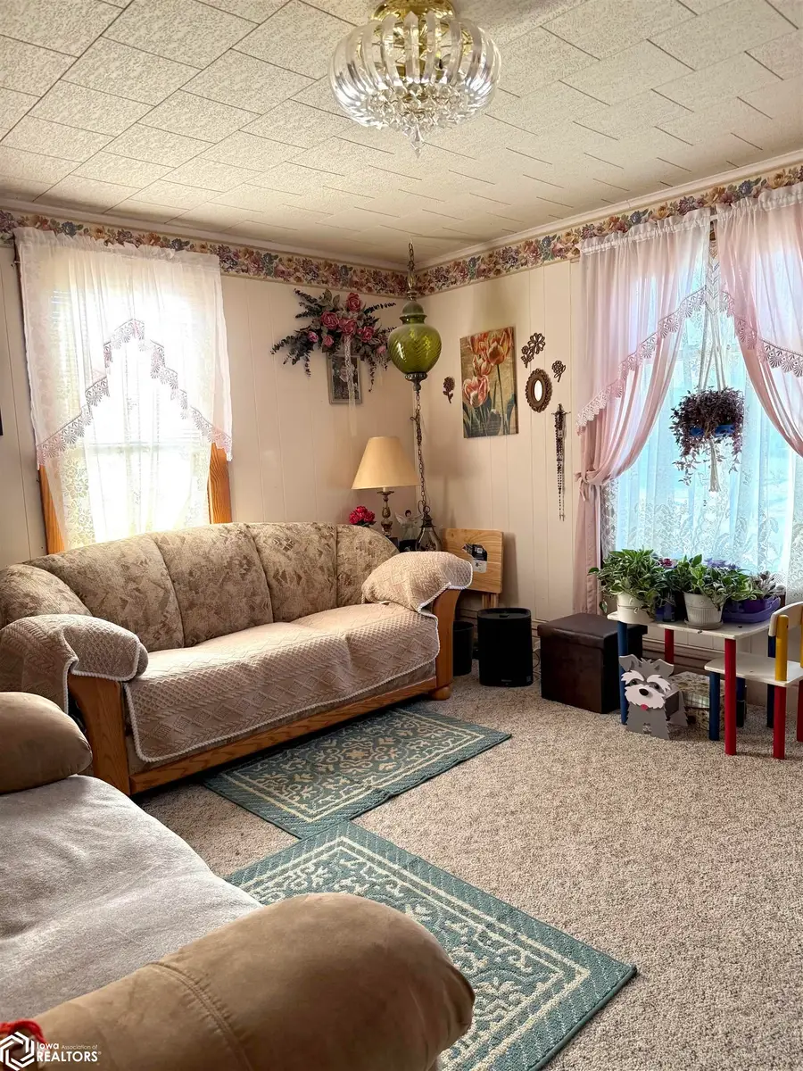 103 S Oak St., Donnellson, IA 52625 - #3