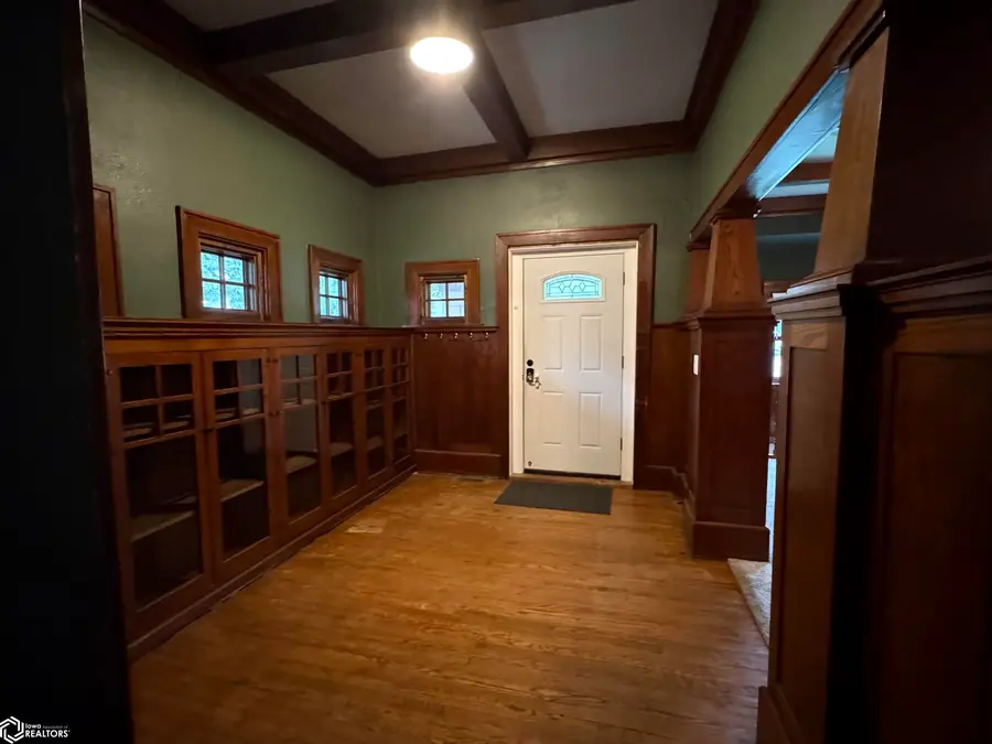 812 N Sycamore Street, Creston, IA 50801 - #3
