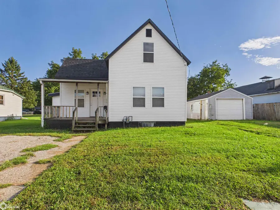 1120 E Mary Street, Ottumwa, IA 52501 - #2