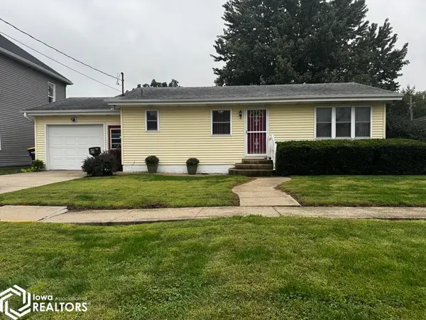 721 Isett Avenue, Wapello, IA 52653