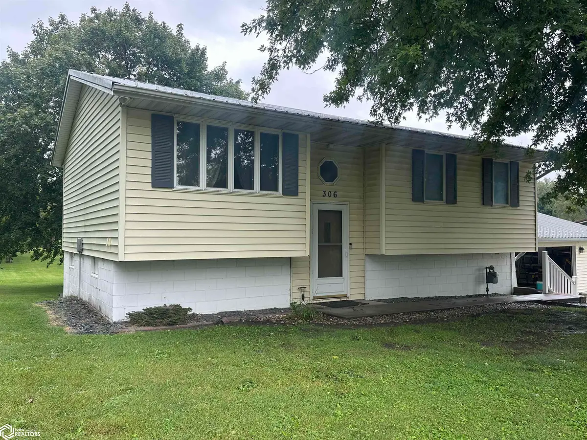 306 S Kearney Street, Morning Sun, IA 52640 - #1