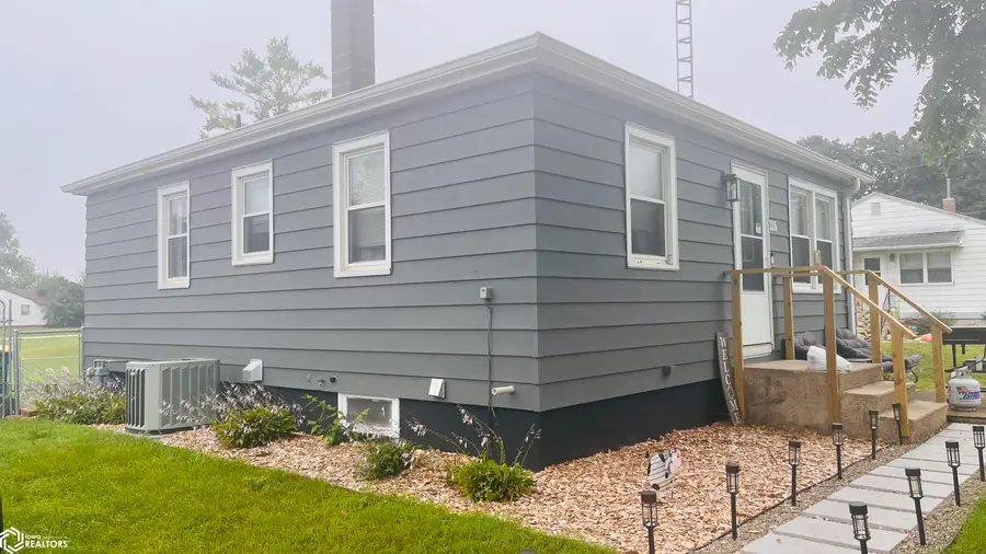 115 1st Street N, Rockwell, IA 50469 - #3