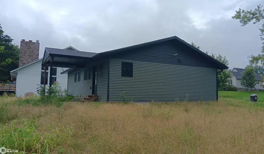209 Washington Ave. W Avenue W, Albia, IA 52531 - #3