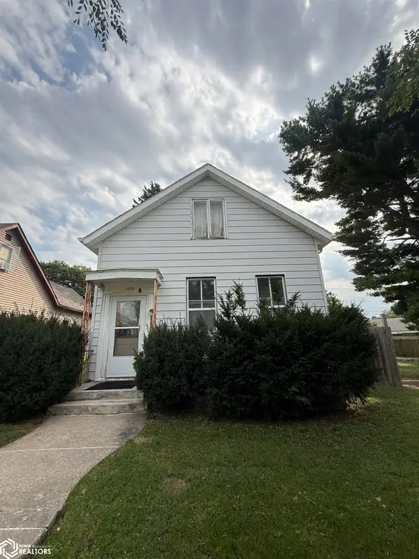 1404 S 10th Street, Burlington, IA 52601