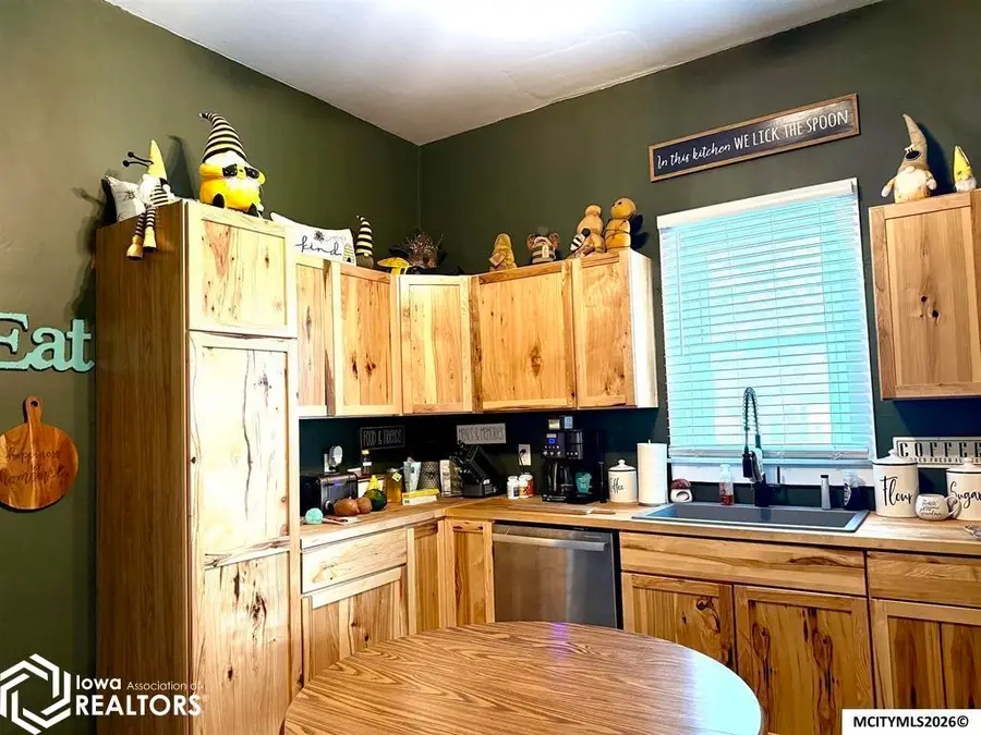 401 10th Street N, Northwood, IA 50459 - #3