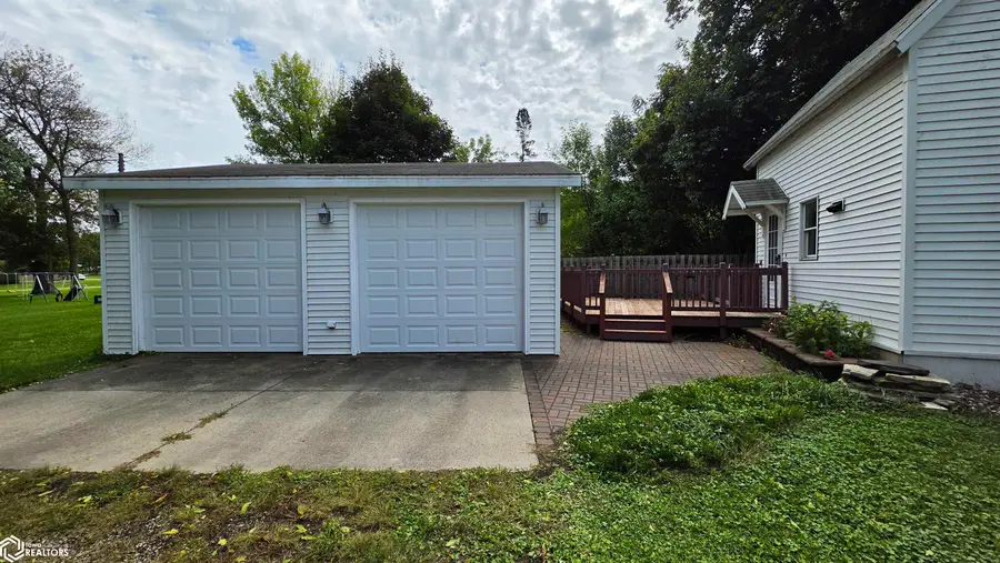 255 S Madison Street, Thompson, IA 50478 - #3