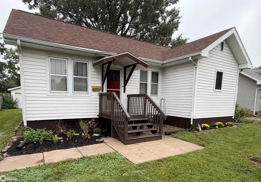 2108 S 16th Street, Burlington, IA 52601 - #2