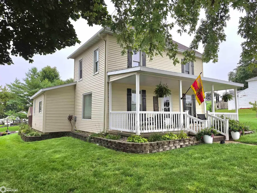 301 4th Avenue, Dedham, IA 51440 - #2