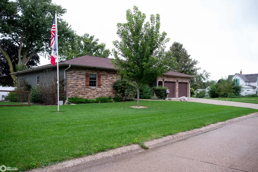 102 SW 3rd Street, Greenfield, IA 50849 - #3