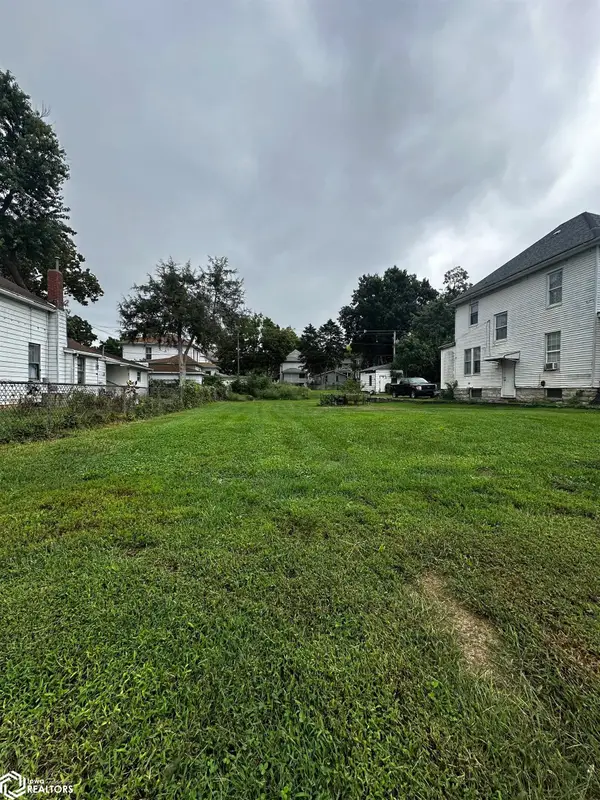 923 Fulton Street, Keokuk, IA 52632