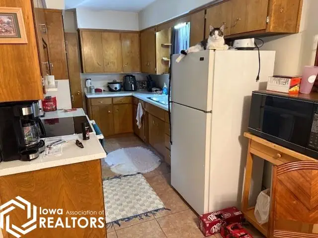 1408 E Call Street, Algona, IA 50511 - #2