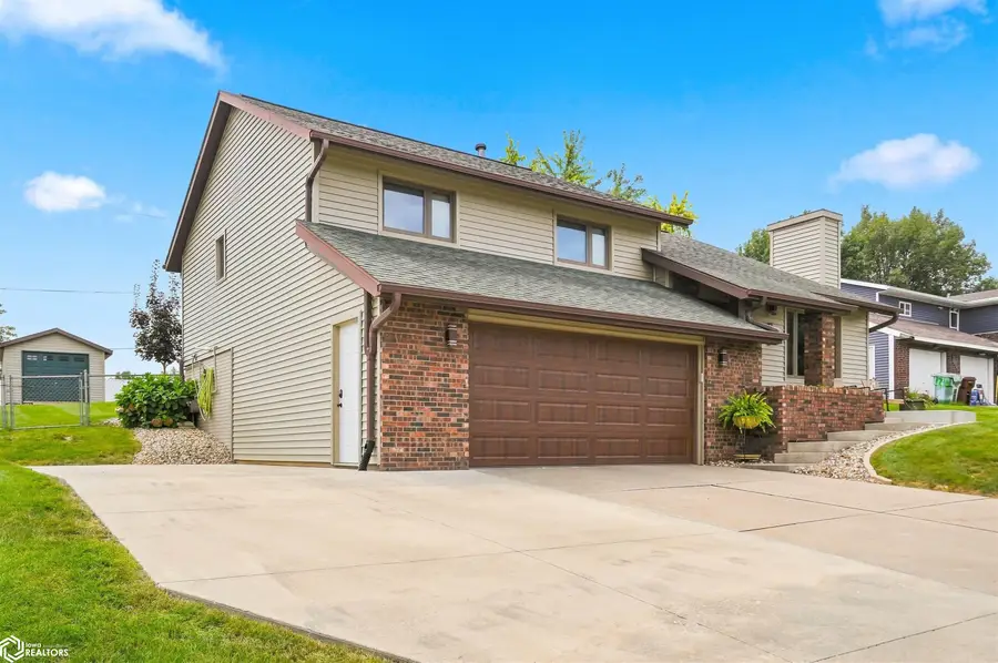 1308 Emerald Drive, Marshalltown, IA 50158 - #2