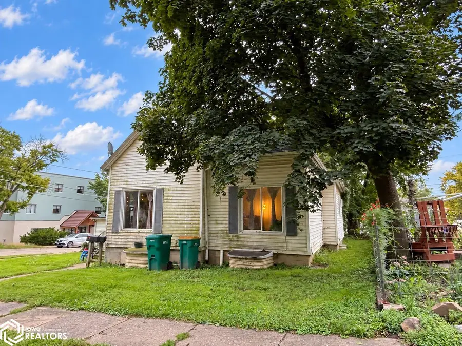 Address Withheld By Seller, Fairfield, IA 52556 - #2