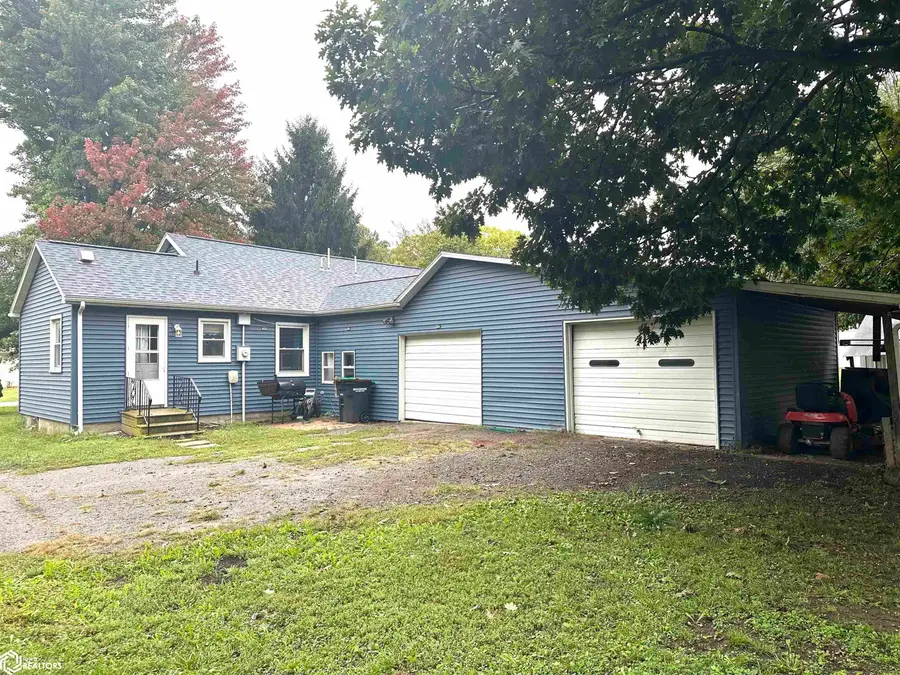 306 Oak Street, Keosauqua, IA 52565 - #3