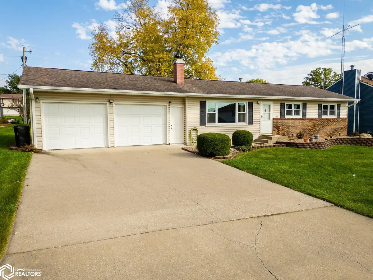 1306 Washington Street, Tama, IA 52339 - #1