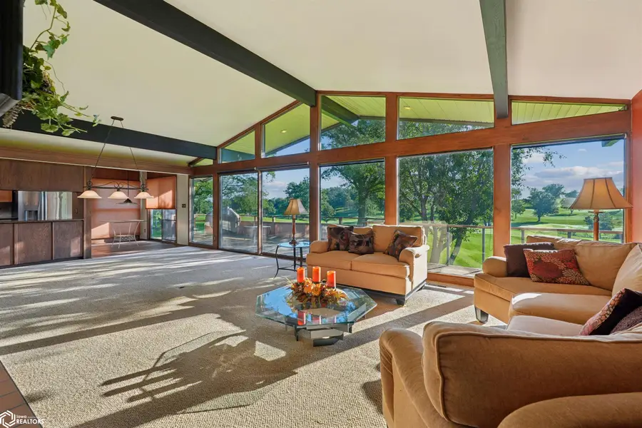 2002 Stratford Lane, Marshalltown, IA 50158 - #2