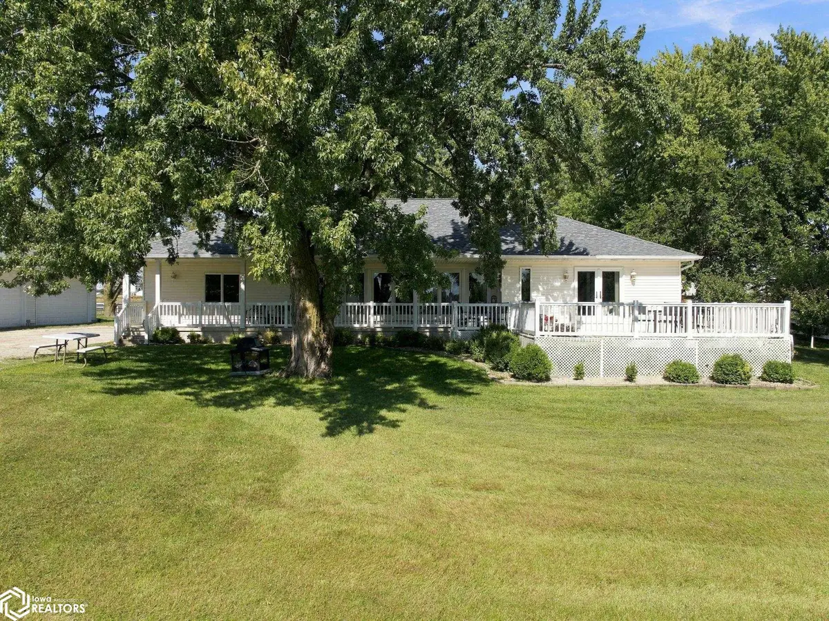 3511 19th Street Sw, Mason City, IA 50401 - #1