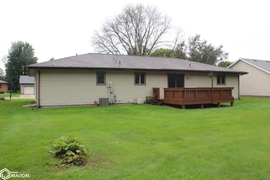 820 W 11th Street, Garner, IA 50438 - #2