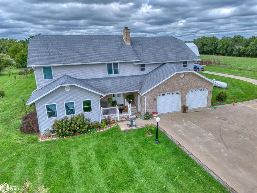 21317 Lilac Avenue, Bloomfield, IA 52537 - #2